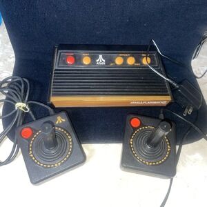 Atari Flashback‎ 2 Launch Edition Black Plug&Play TV Game (PAL)